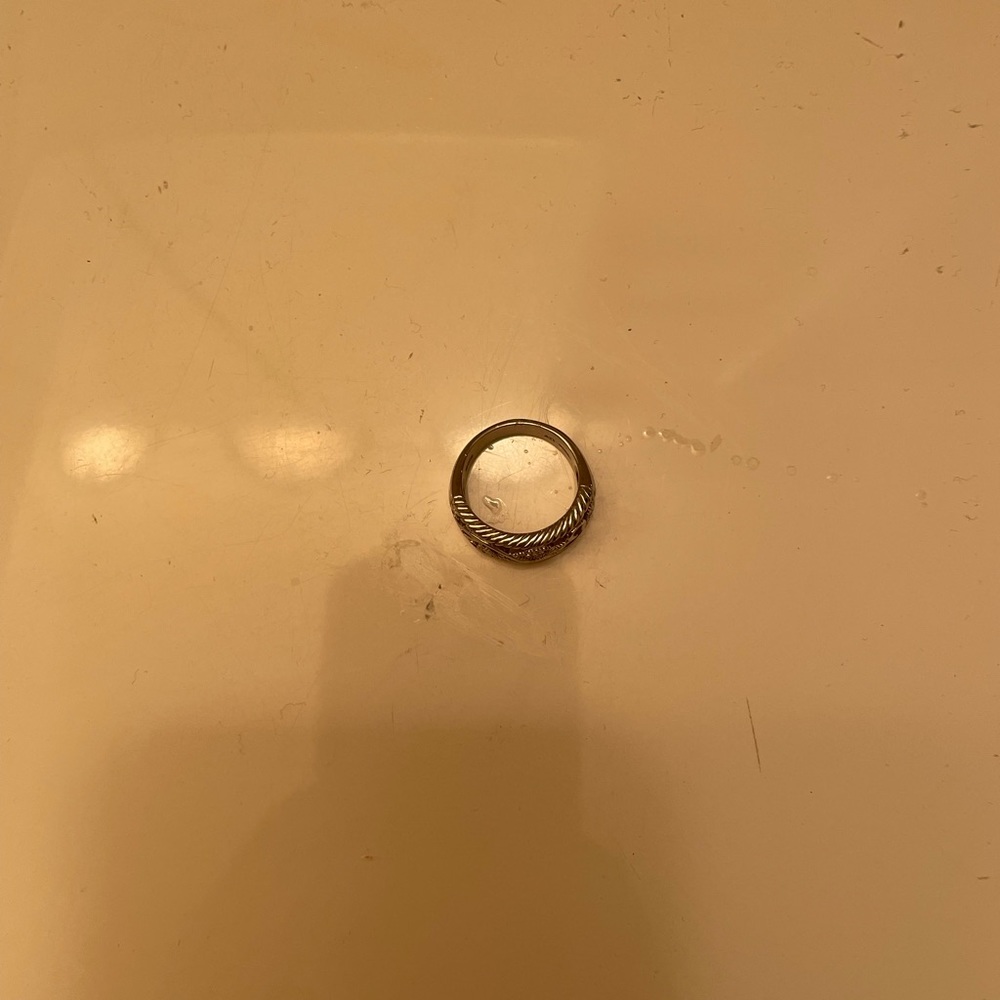 Silver ring - Picture 2 of 6